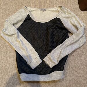 Gray and Black faux leather on front Quilted pattern Women's lightweight top XS